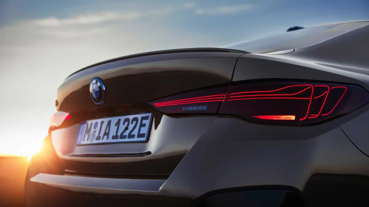 BMW i4 i4 edrive35 Sport (12)