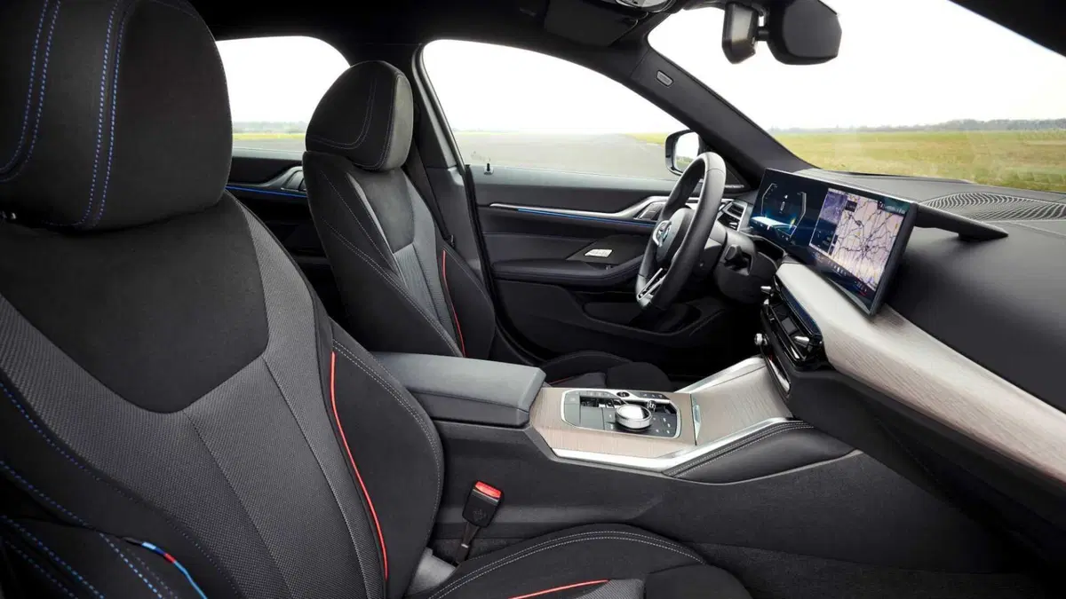 BMW i4 i4 edrive35 Sport (10)