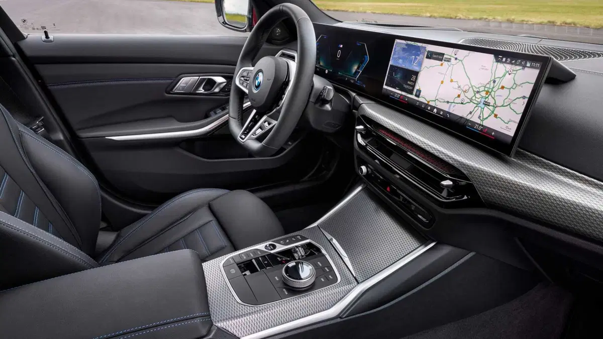 BMW Serie 3 Touring 318d 48V (8)