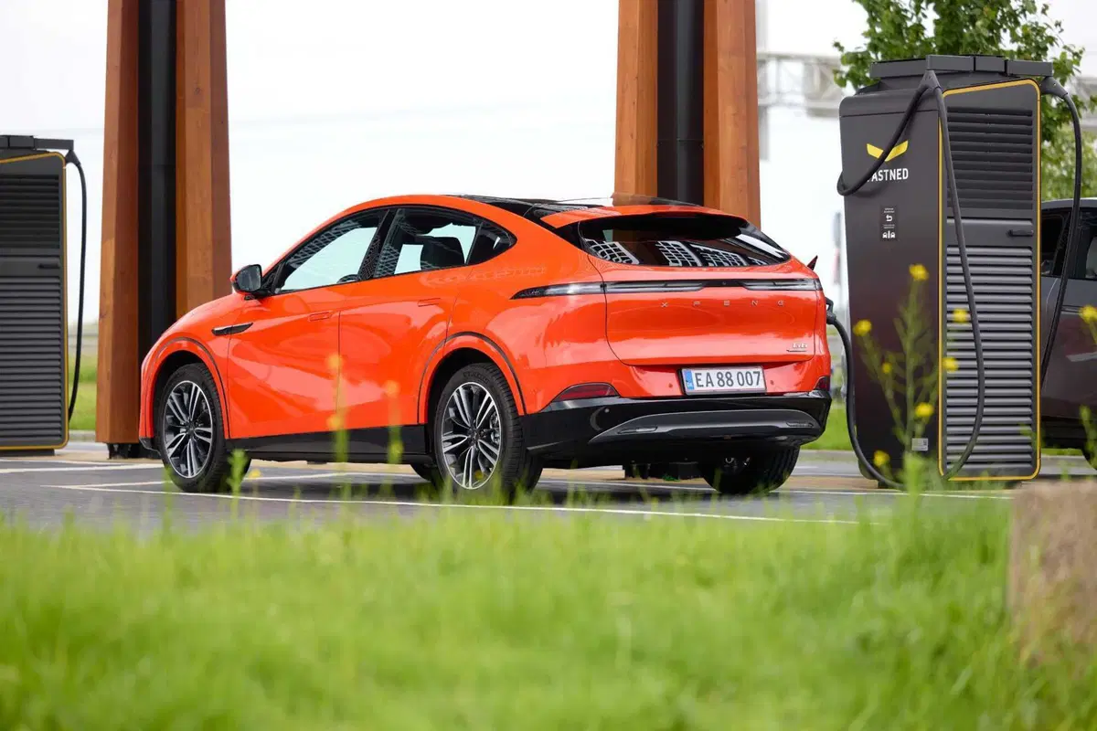 XPeng G6, arriva in Europa la nuova Suv elettrica  (2)