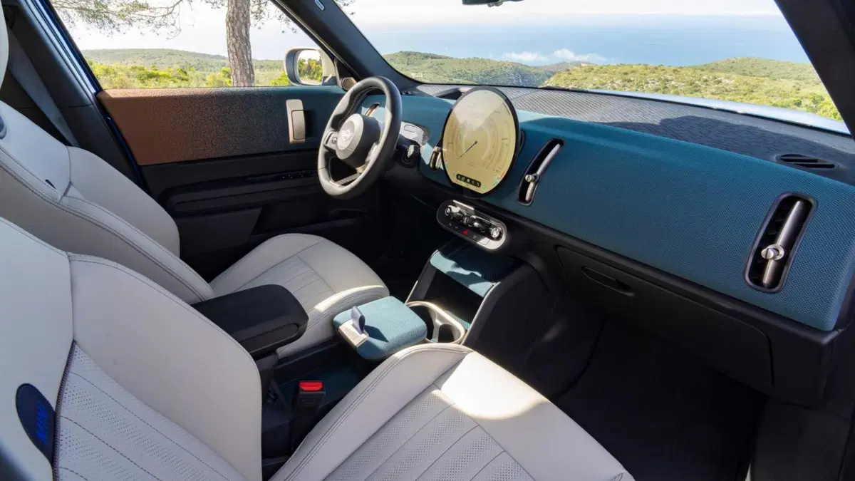 MINI Mini Countryman E Favoured (9)