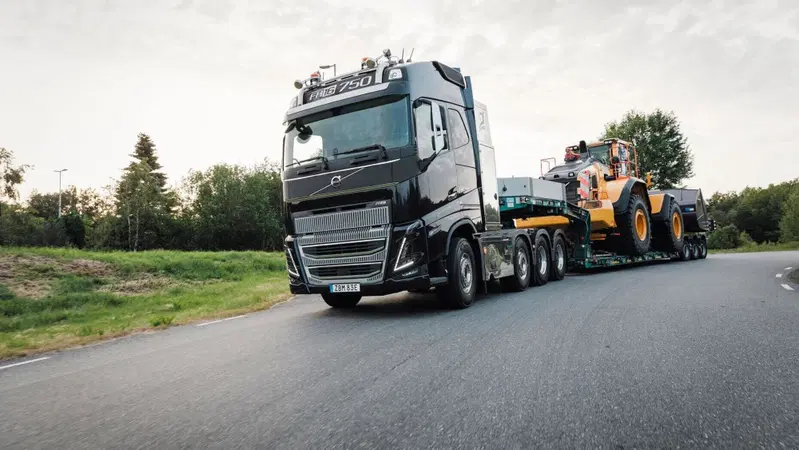 Il camion pi&ugrave; potente d'Europa non va con il gasolio