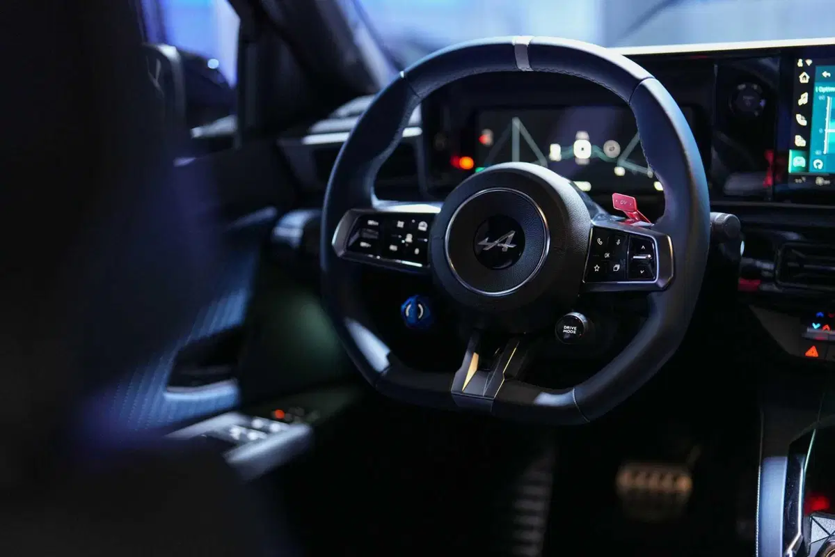 Alpine A290: sportiva, compatta e 100% elettrica | Ecco tutte le caratteristiche (14)