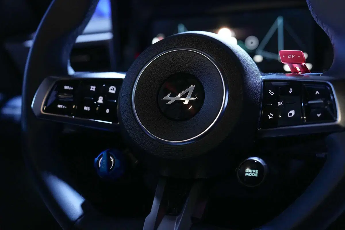 Alpine A290: sportiva, compatta e 100% elettrica | Ecco tutte le caratteristiche (16)