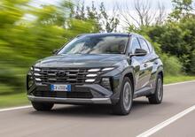 Hyundai Tucson 2025: ritocchi fuori, tutta nuova dentro, e dov'è finito il cambio?