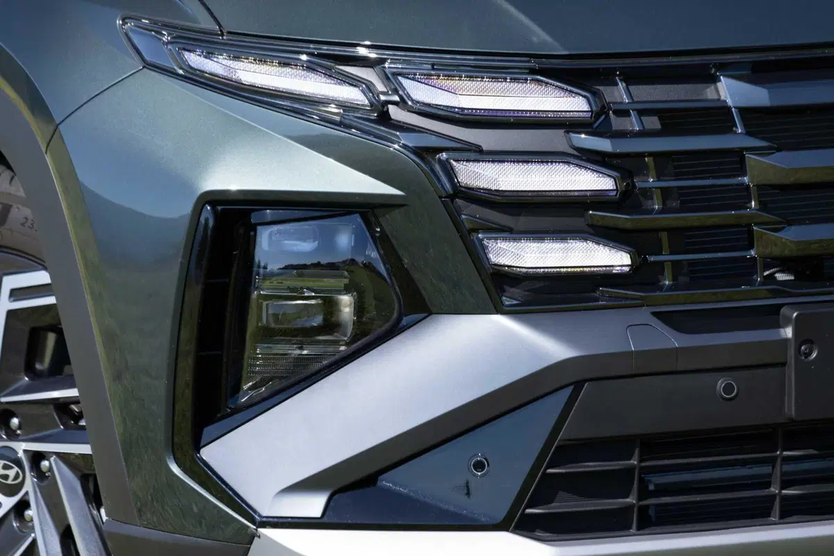 Hyundai Tucson 2025: ritocchi fuori, tutta nuova dentro,e dov'è finito il cambio? (12)