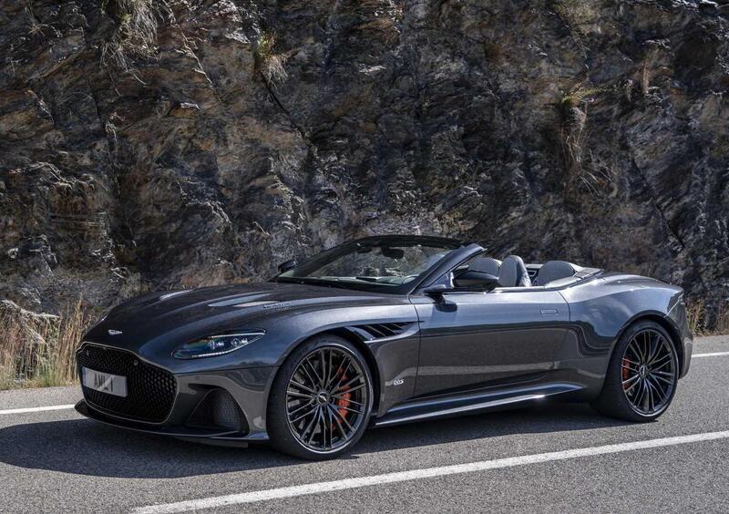 Aston Martin DBS Superleggera Volante (5)