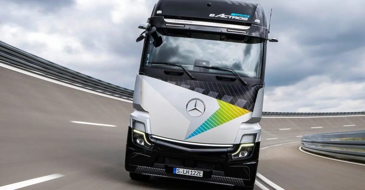 Esperimento in Germania: i camion elettrici che vanno come i treni