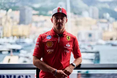 Formula 1, Leclerc tedoforo della fiamma olimpica alla tappa di Monaco