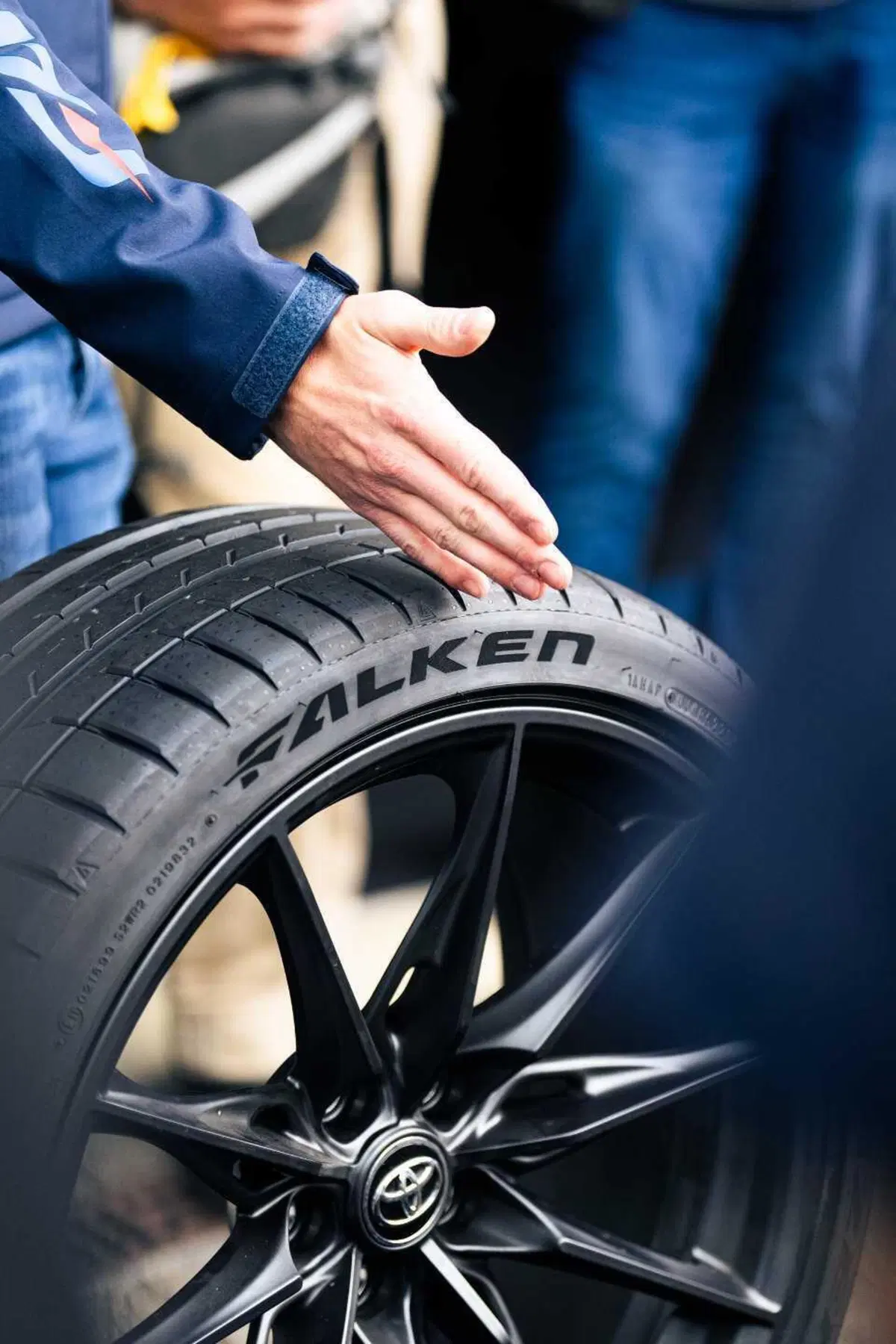 Mettereste delle gomme Falken su una Porsche 911? (Con un risparmio fino a 300 €!) (2)