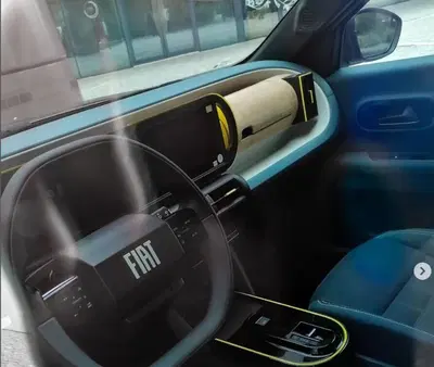 Fiat Grande Panda: ecco le prime foto "rubate" degli interni