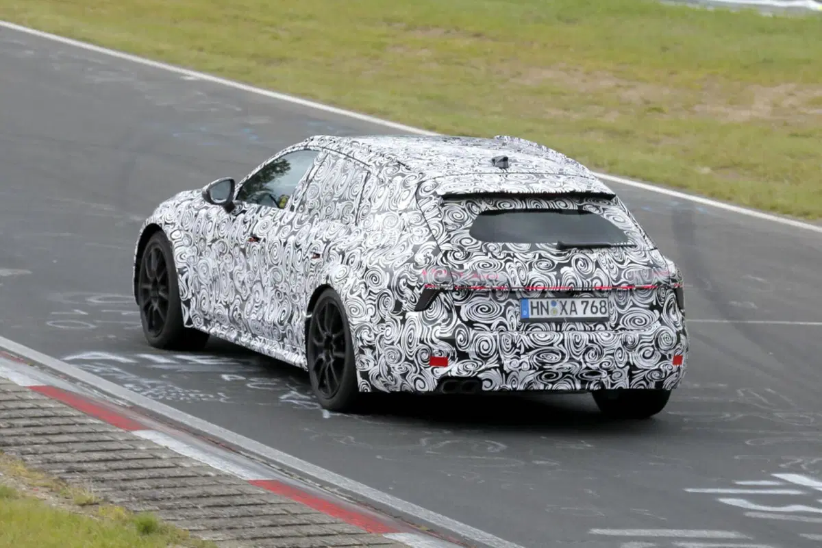 Audi A7 Allroad e S7 Avant: le foto spia svelano nuovi dettagli  (18)