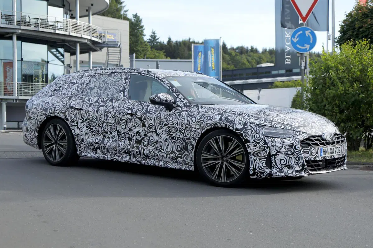 Audi A7 Allroad e S7 Avant: le foto spia svelano nuovi dettagli  (22)