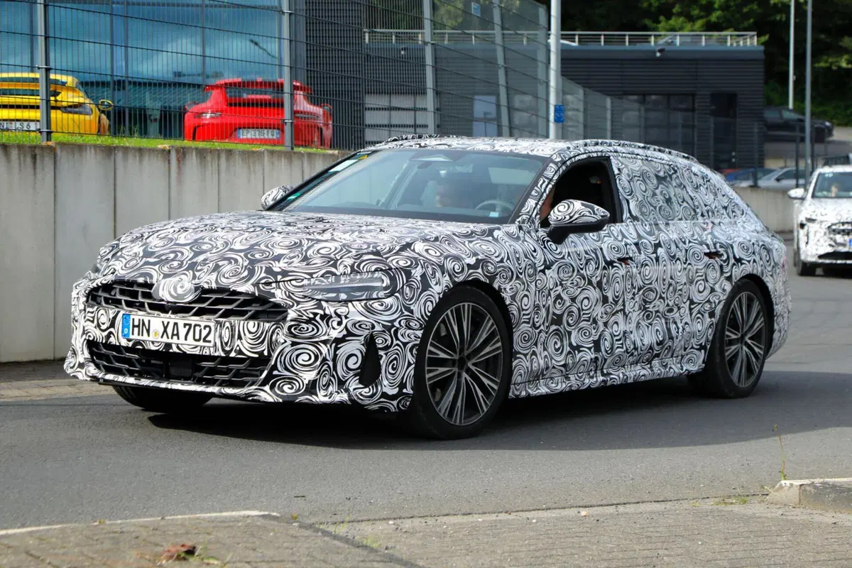 Audi A7 Allroad e S7 Avant: le foto spia svelano nuovi dettagli  (26)