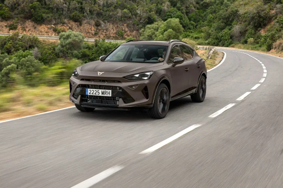 Cupra Formentor 2024: i nuovi motori e l'ossessione per il design (2)
