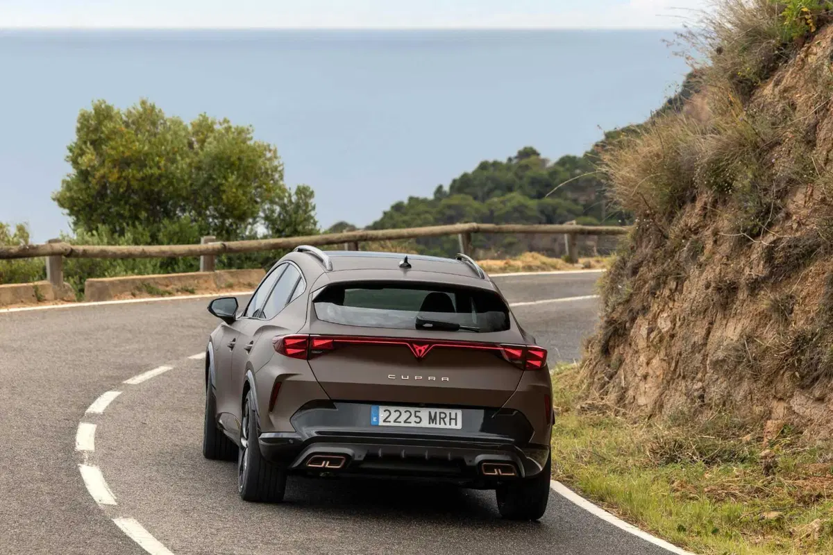 Cupra Formentor 2024: i nuovi motori e l'ossessione per il design (4)