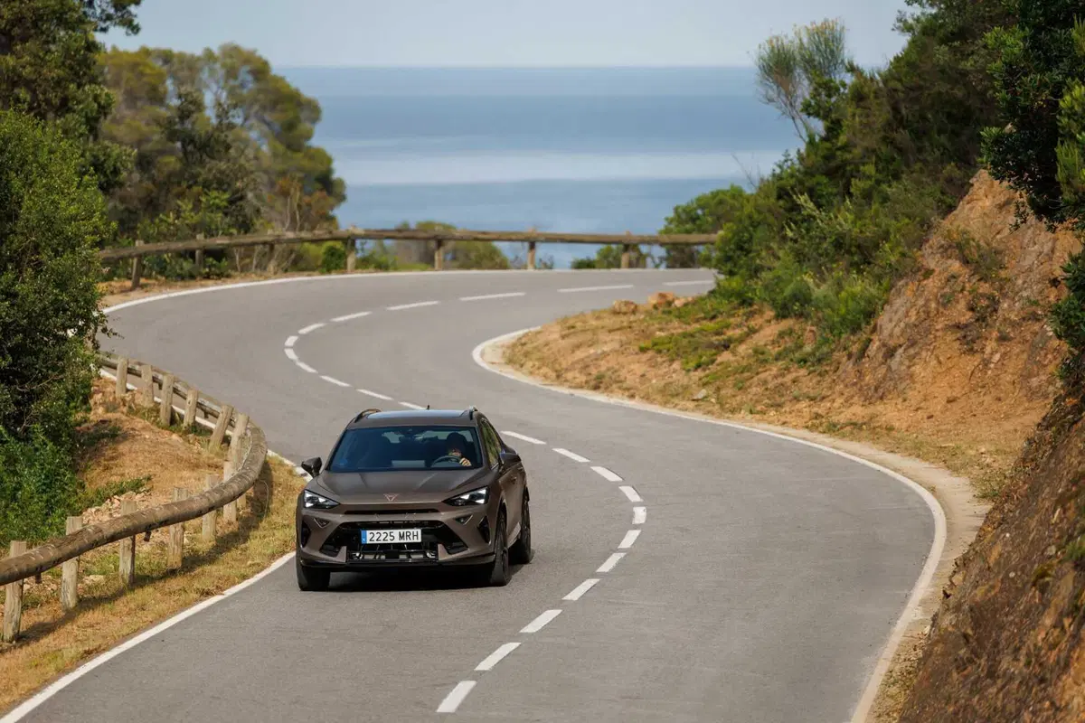 Cupra Formentor 2024: i nuovi motori e l'ossessione per il design (10)