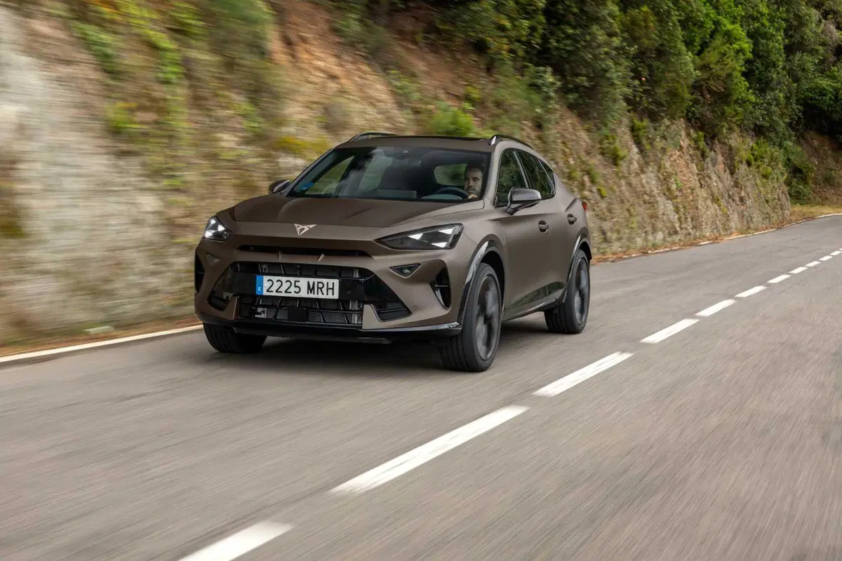 Cupra Formentor 2024: i nuovi motori e l'ossessione per il design (14)