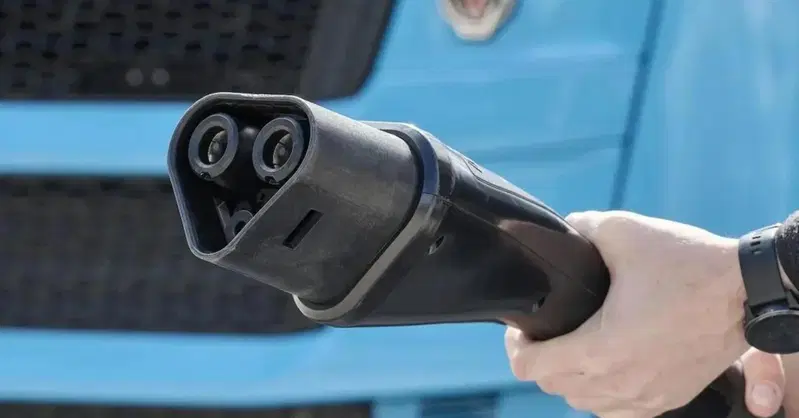 Com'&egrave; fatta la stazione di ricarica da 1 MEGAWATT di Shell 