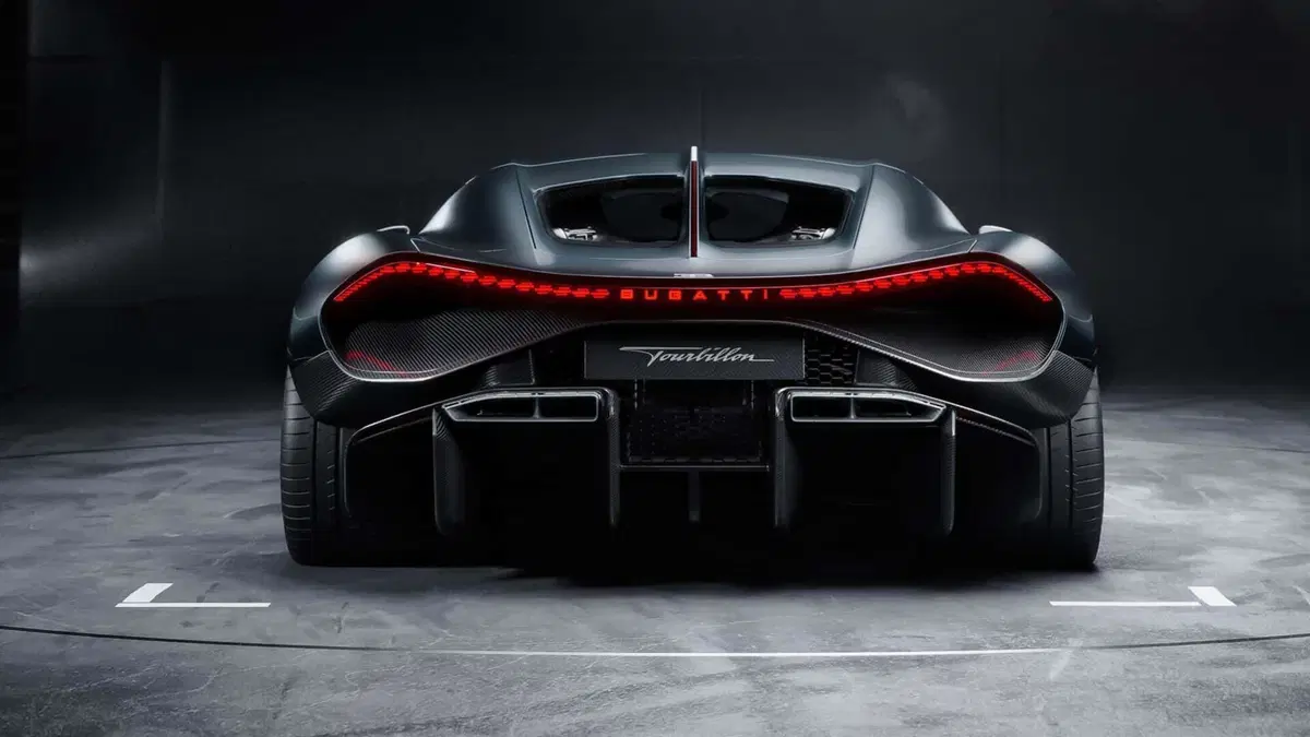 Bugatti Tourbillon, lunga vita al sedici cilindri (anche con l'ibrido) (2)