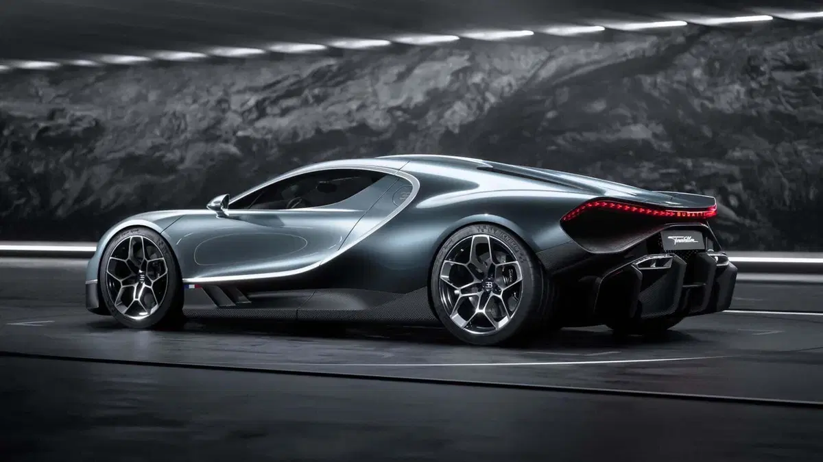 Bugatti Tourbillon, lunga vita al sedici cilindri (anche con l'ibrido) (4)