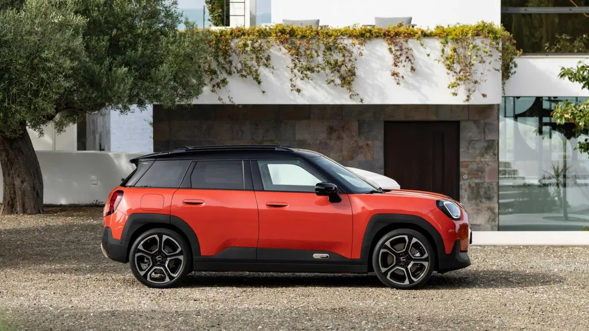 MINI Mini Aceman SE Favoured (4)