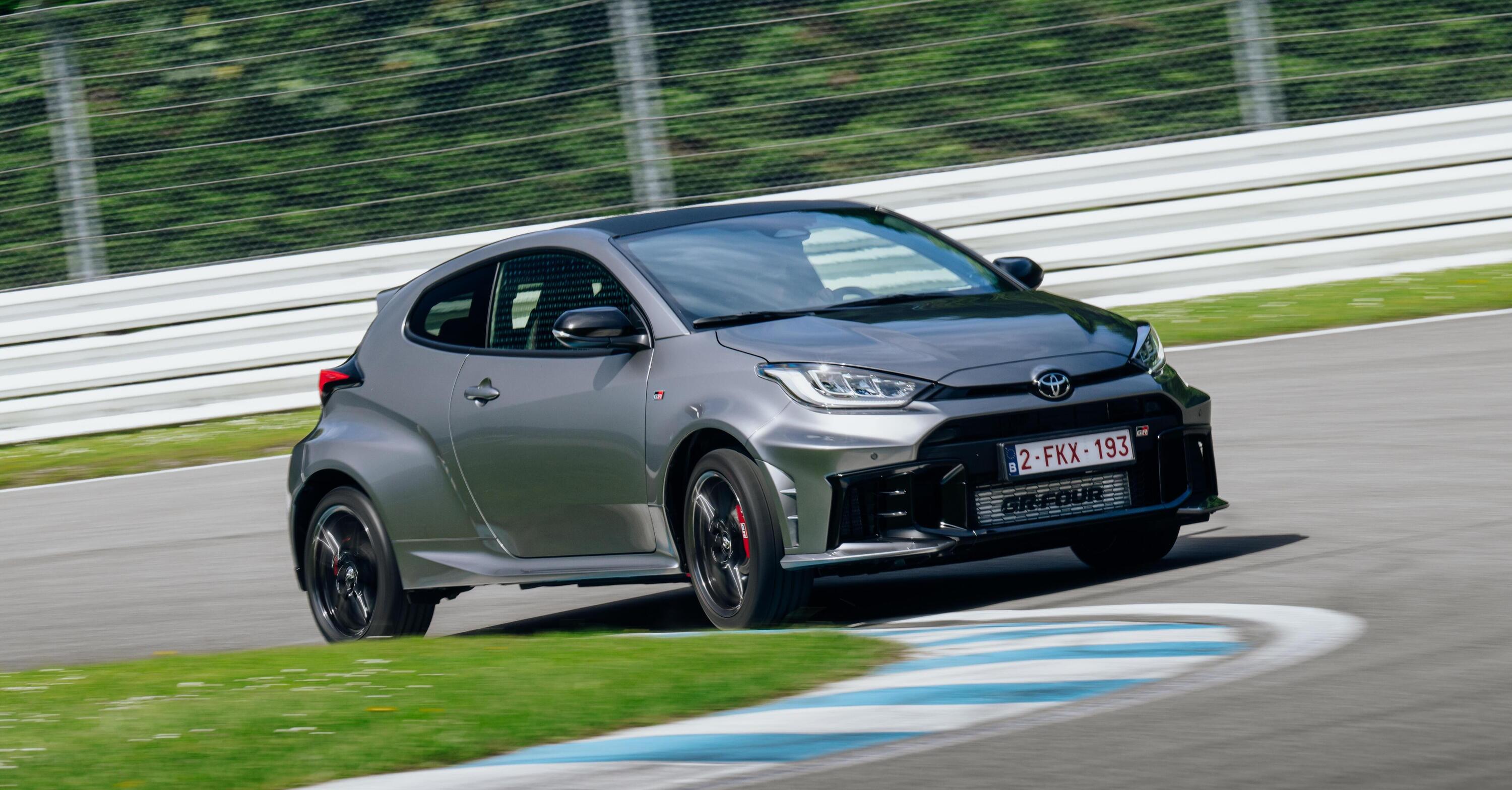 Toyota GR Yaris: la piccola bomba cambia, ancora più cavalli e ...