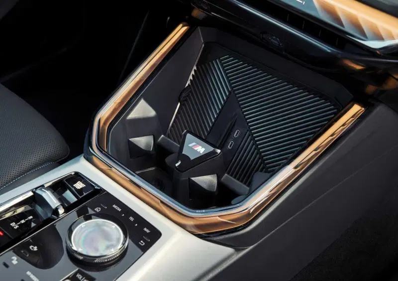 BMW X3 (2024-->>) (15)