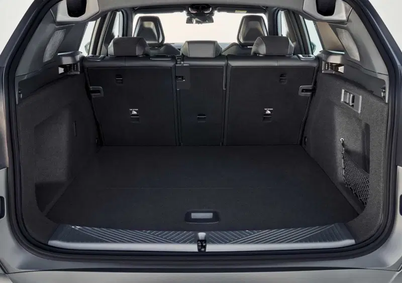 BMW X3 (2024-->>) (12)