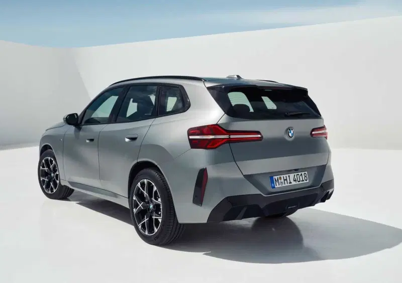 BMW X3 (2024-->>) (6)