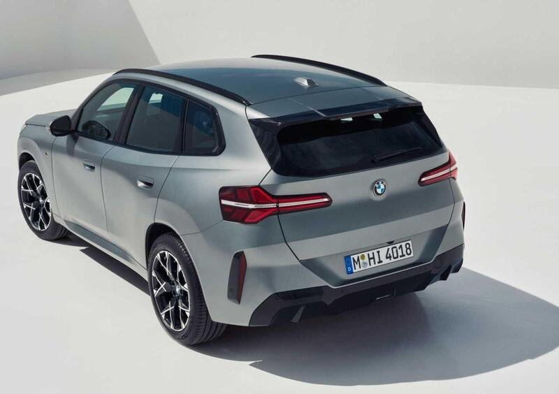 BMW X3 (2024-->>) (7)