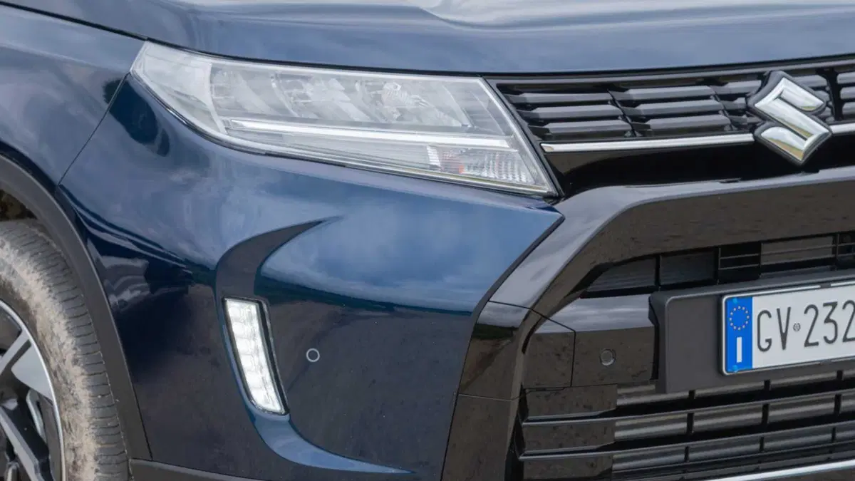 Suzuki Vitara 1.4 Hybrid Starview (11)