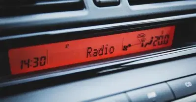Gli americani litigano sulla radio AM obbligatoria in auto