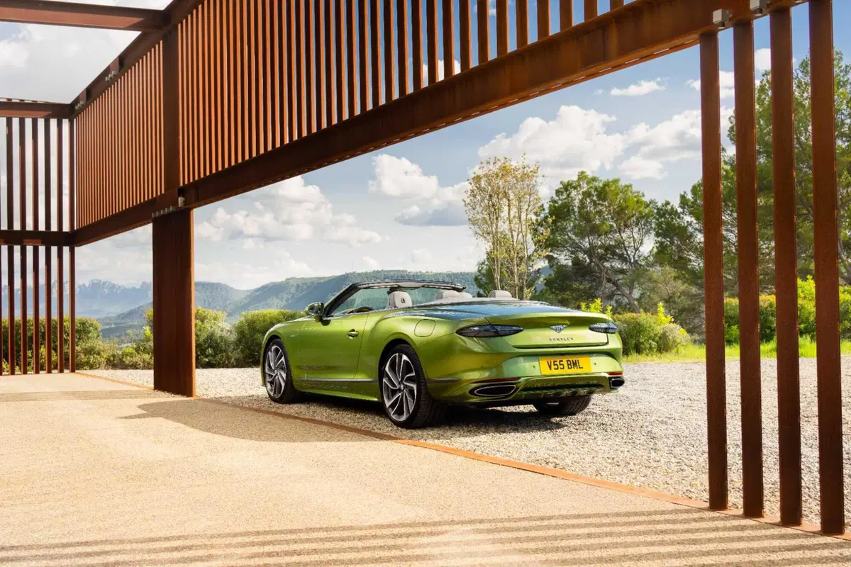 Bentley: due nuove Continental GT e GTC speed (23)