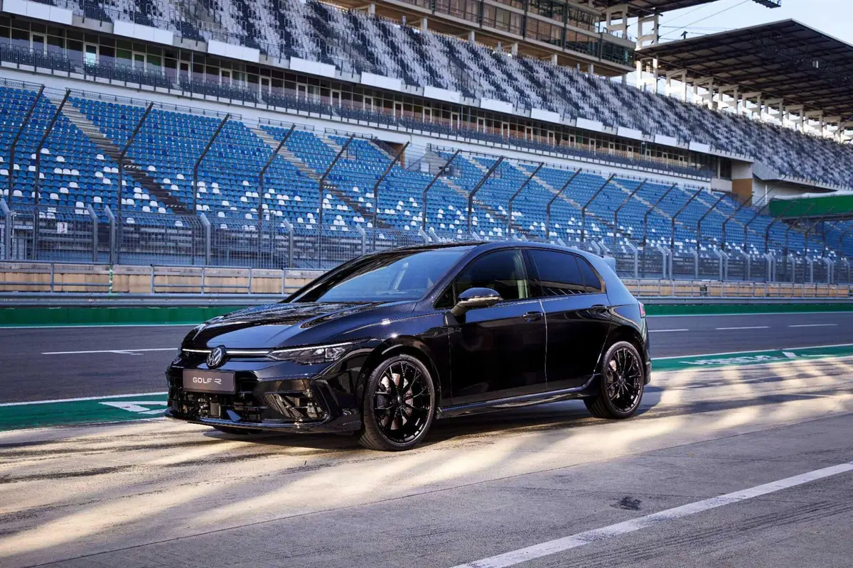 Volkswagen Golf R: 333 CV: la più potente di sempre