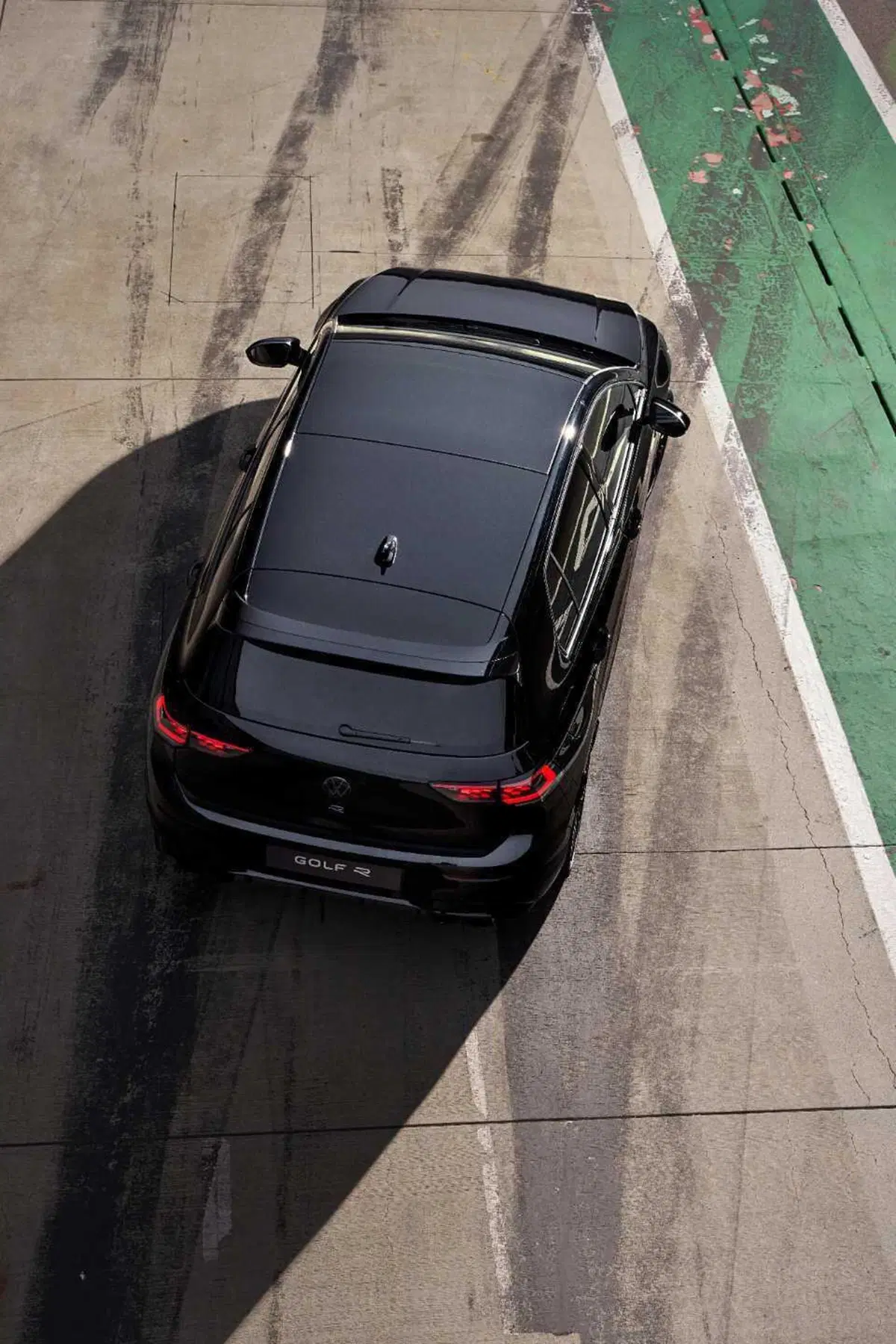 Volkswagen Golf R: 333 CV: la più potente di sempre (11)