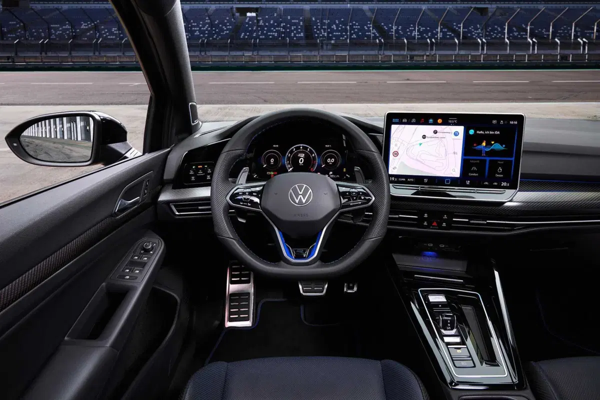 Volkswagen Golf R: 333 CV: la più potente di sempre (20)