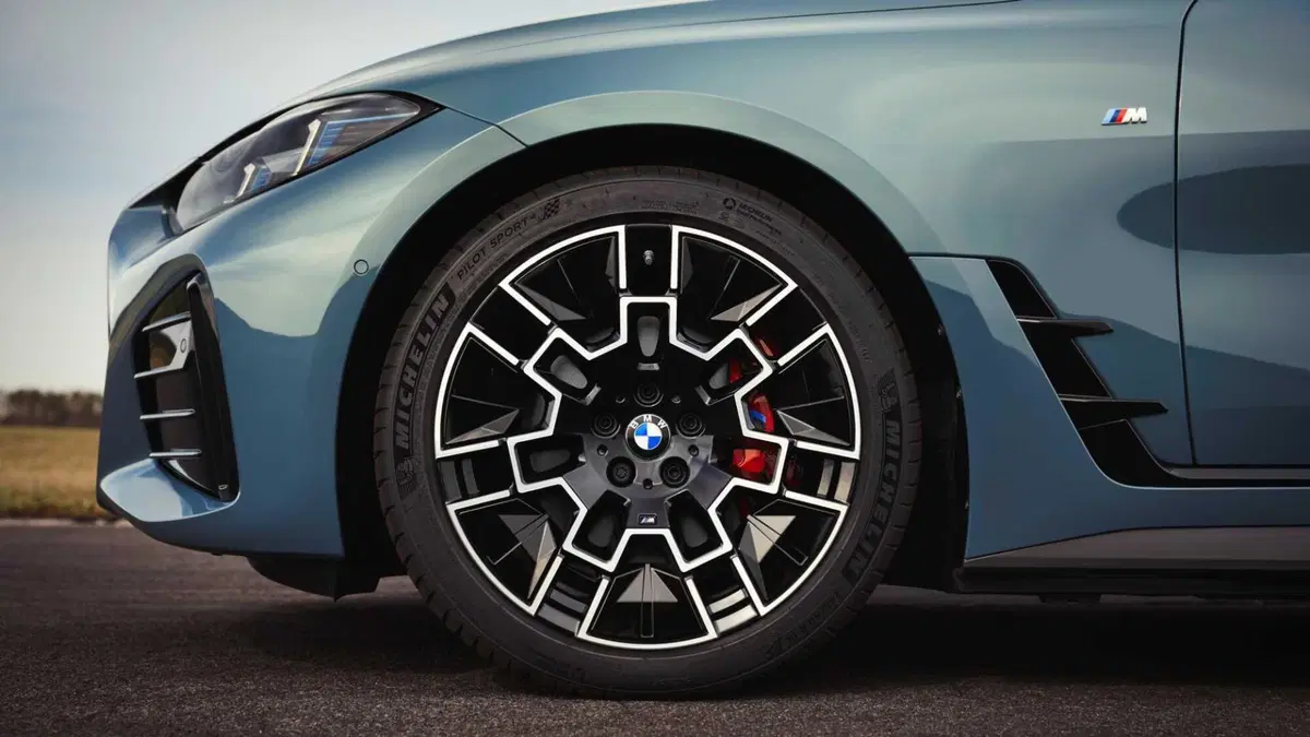 BMW i4 M50 MSport Pro (17)