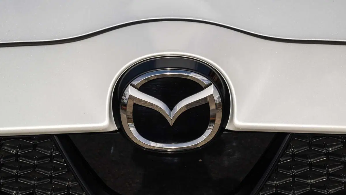 Mazda Mazda2 Hybrid (13)