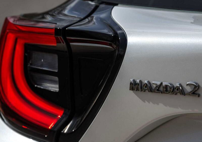 Mazda Mazda2 Hybrid (15)