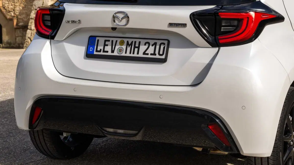 Mazda Mazda2 Hybrid (14)