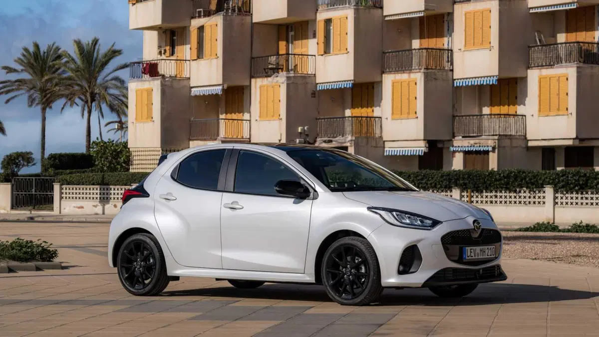 Mazda Mazda2 Hybrid (2)