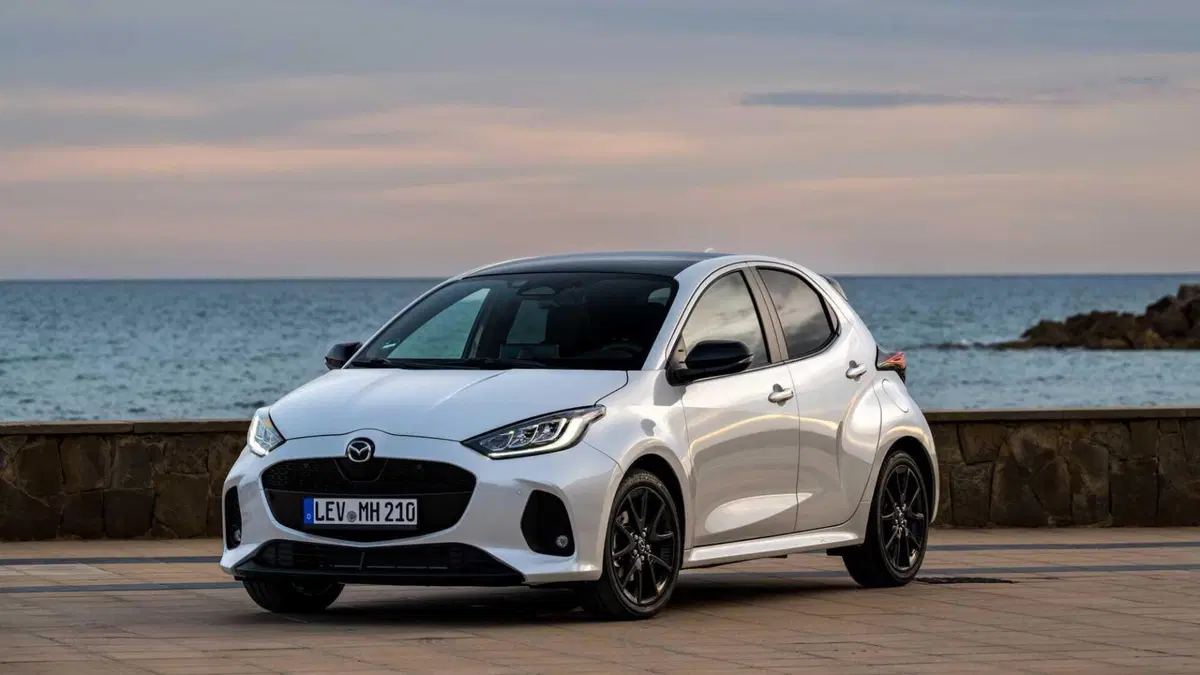 Mazda Mazda2 Hybrid (3)