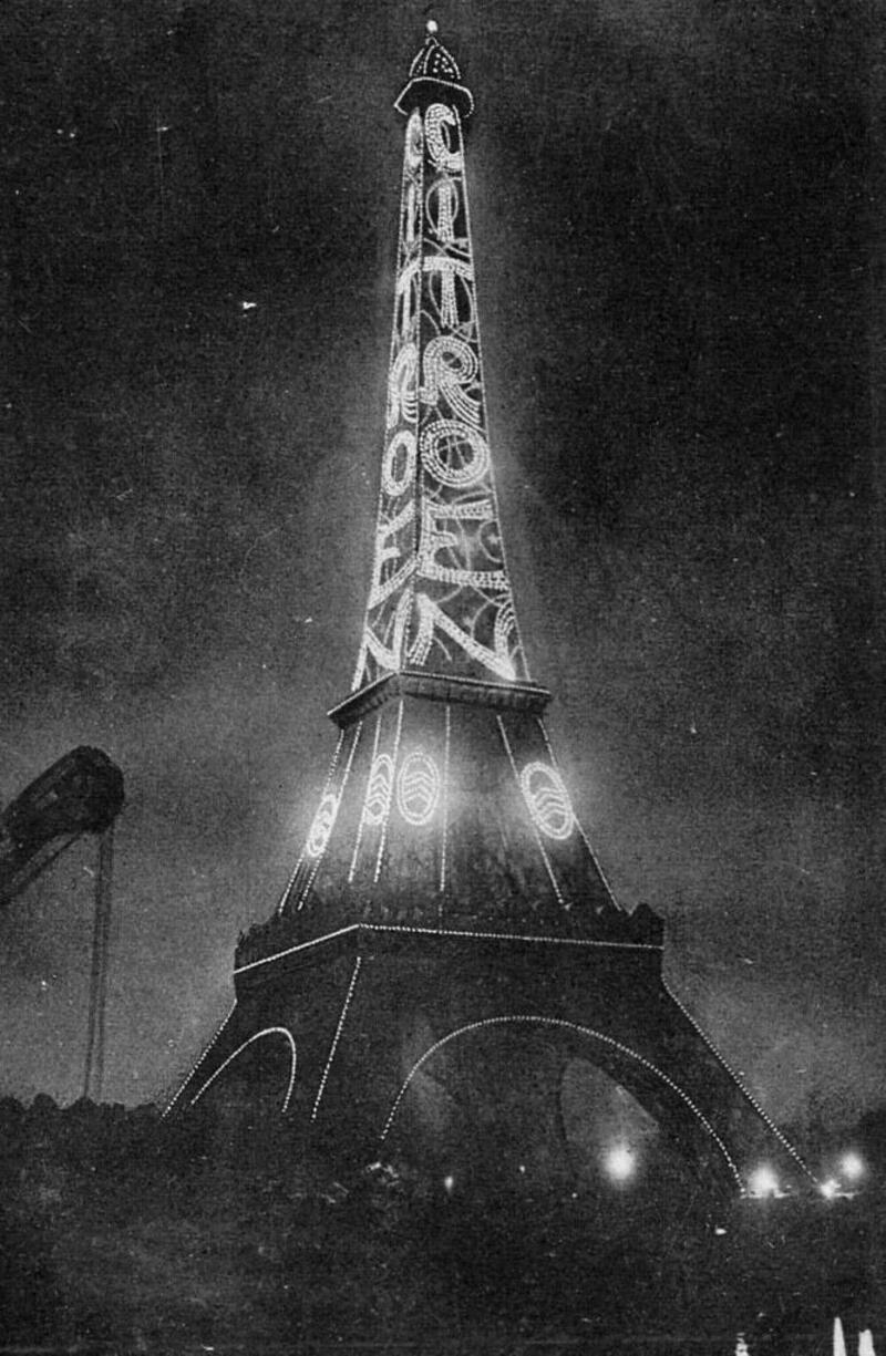 1924 - Tour Eiffel con scritta Citroen