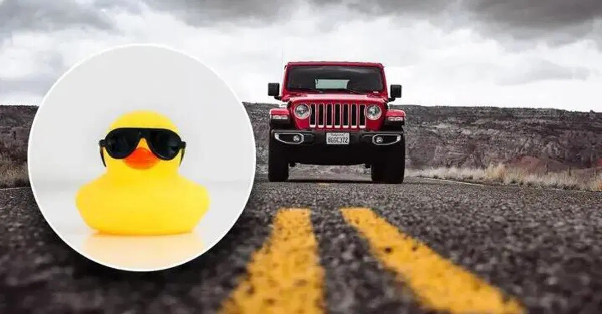 Le Jeep e le paperelle gialle, la "fratellanza" dei Jeepers americani &egrave; in lutto