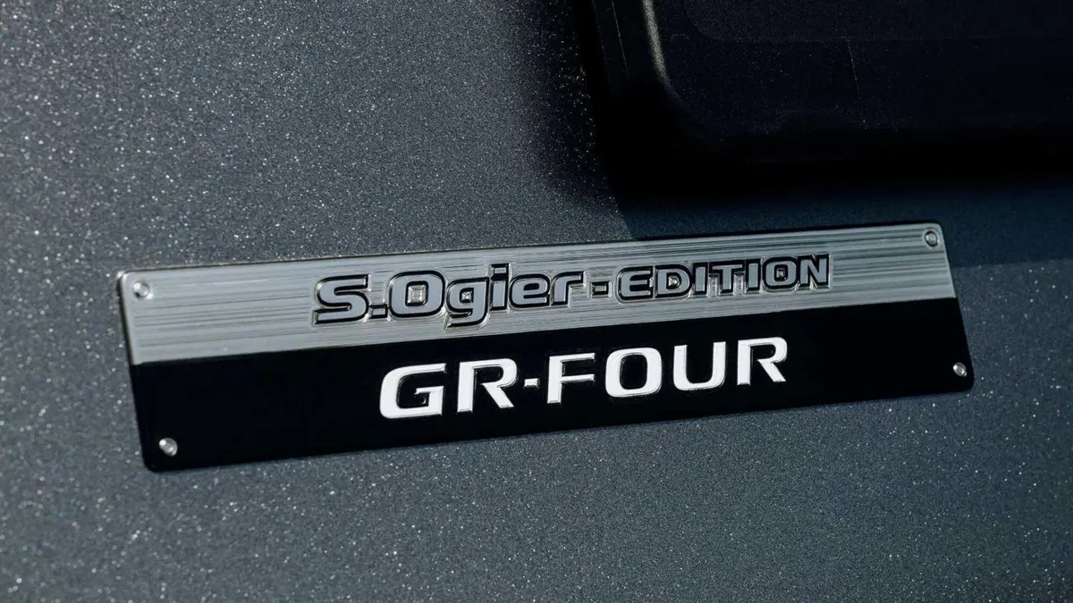 Toyota GR Yaris 1.6 Ogier Special Edition imt-6 (16)