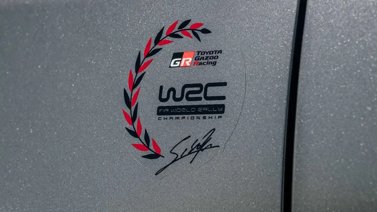 Toyota GR Yaris 1.6 Ogier Special Edition imt-6 (17)