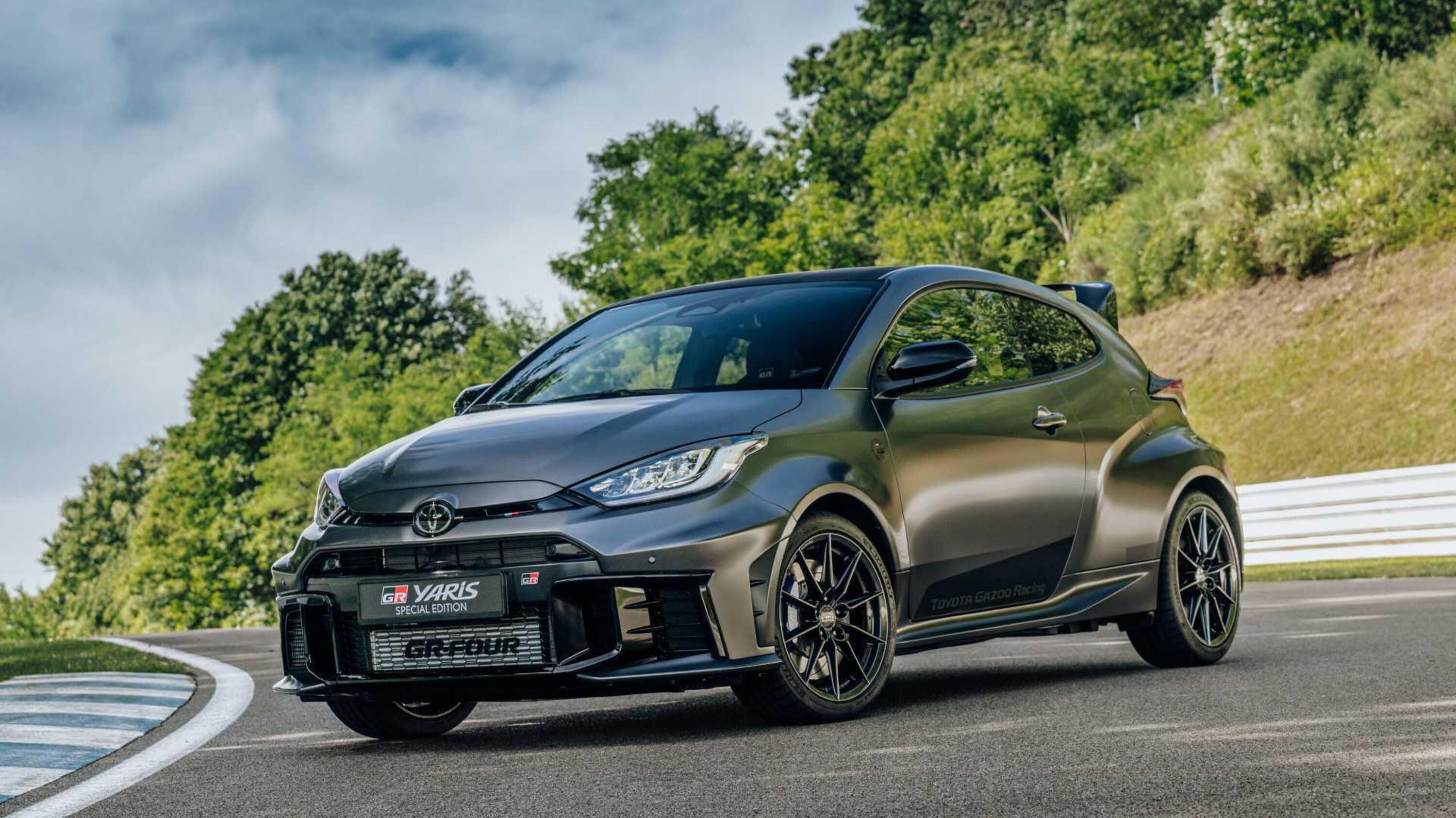 Toyota GR Yaris 1.6 Ogier Special Edition imt-6: prezzo e scheda ...