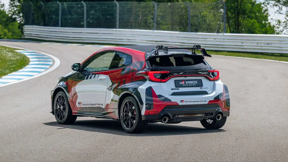 Toyota GR Yaris 1.6 Rovanpera Special Edition imt-6 (5)