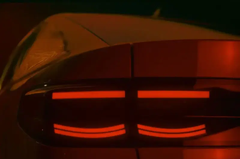 Teaser Ford Capri